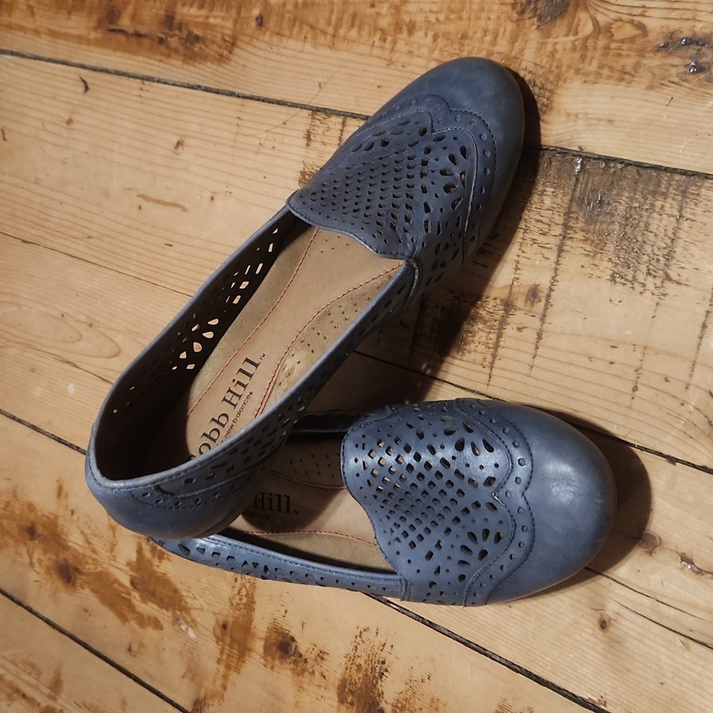 Cobb Hill Leather Shoes